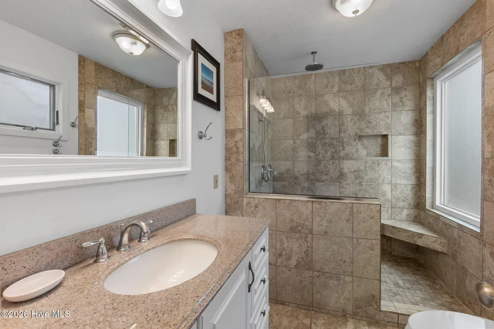701 Spinnaker Arch Corolla, NC 27927