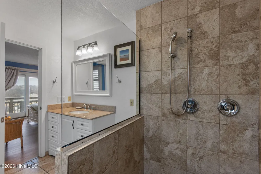 701 Spinnaker Arch Corolla, NC 27927