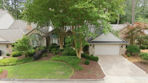 3058 Dartmouth Drive