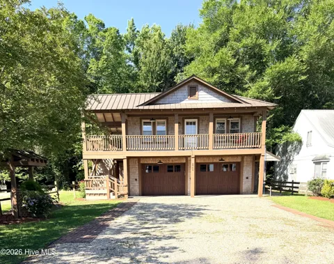 2704 Waccamaw Shores Road