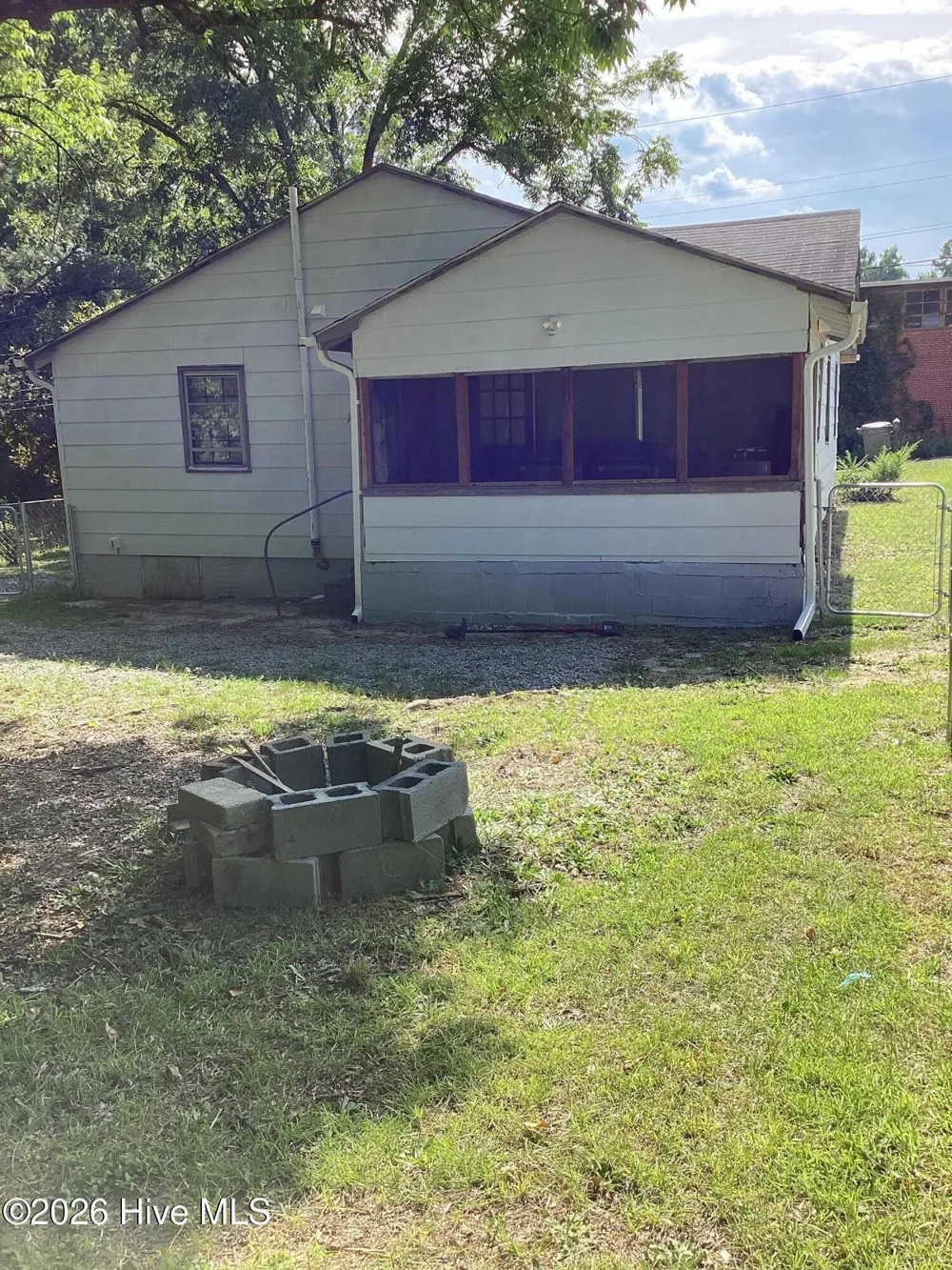 115 Brook Avenue Rockingham, NC 28379