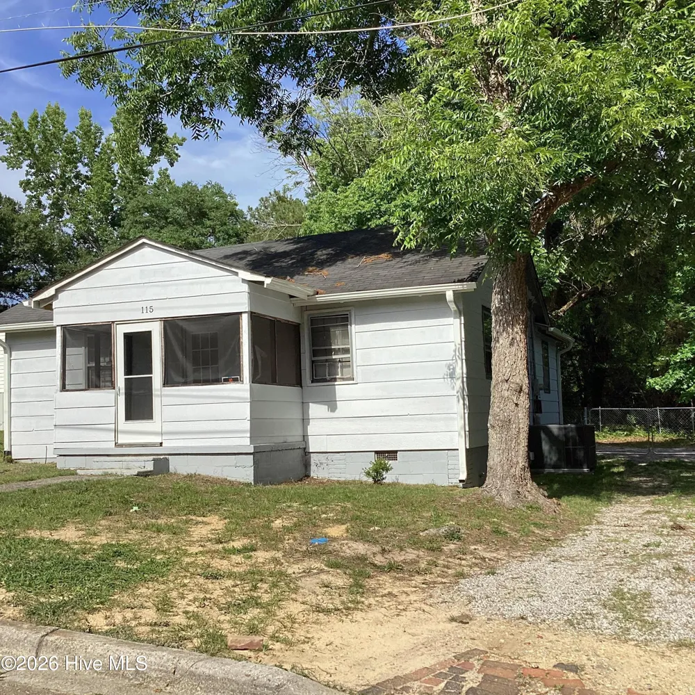 115 Brook Avenue Rockingham, NC 28379