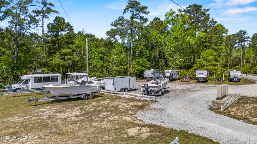 229 Gus Horne Road Holly Ridge, NC 28445