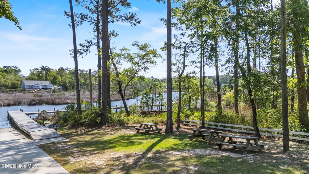 229 Gus Horne Road Holly Ridge, NC 28445