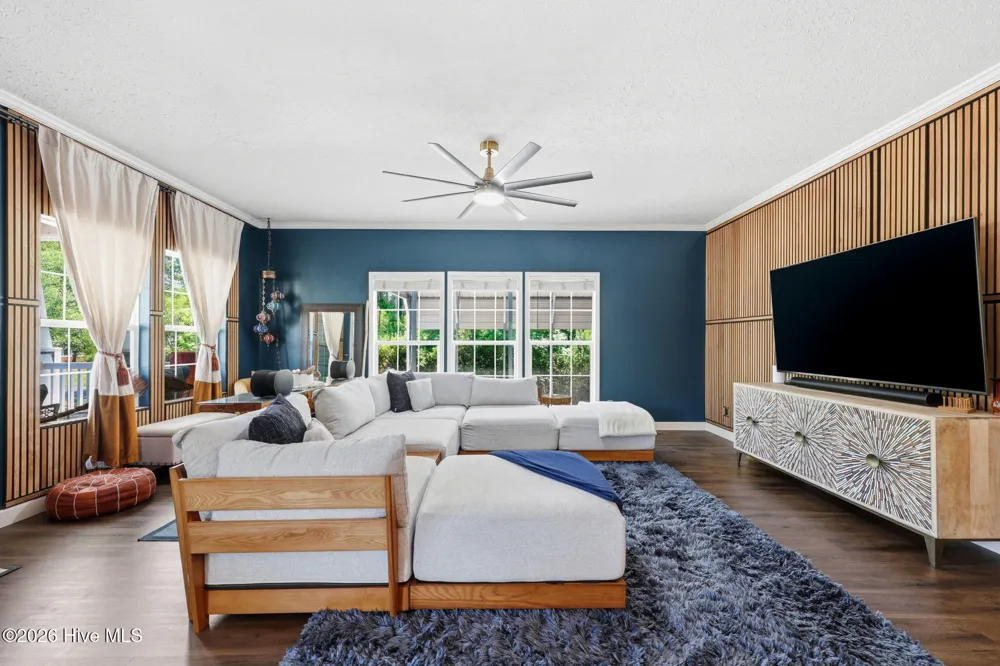 416 Ocean Spray Drive Cedar Point, NC 28584