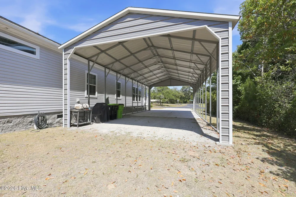 416 Ocean Spray Drive Cedar Point, NC 28584