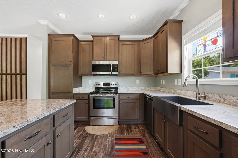 416 Ocean Spray Drive Cedar Point, NC 28584