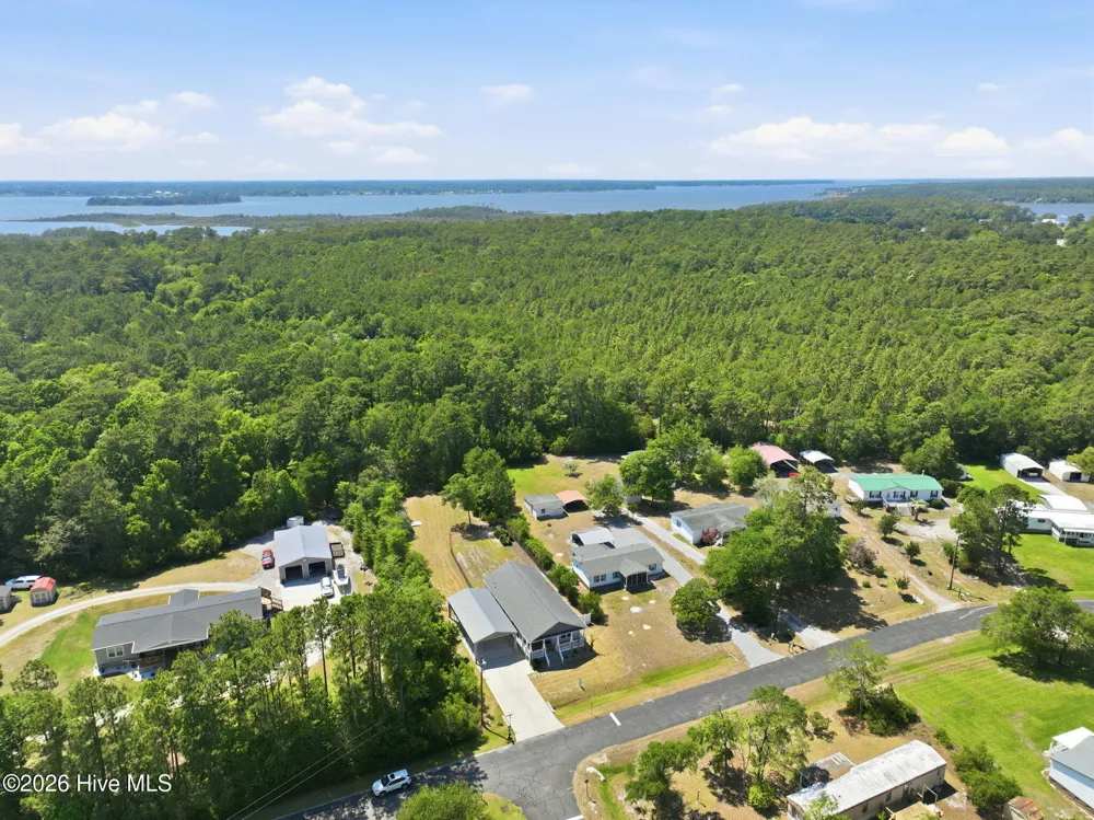 416 Ocean Spray Drive Cedar Point, NC 28584
