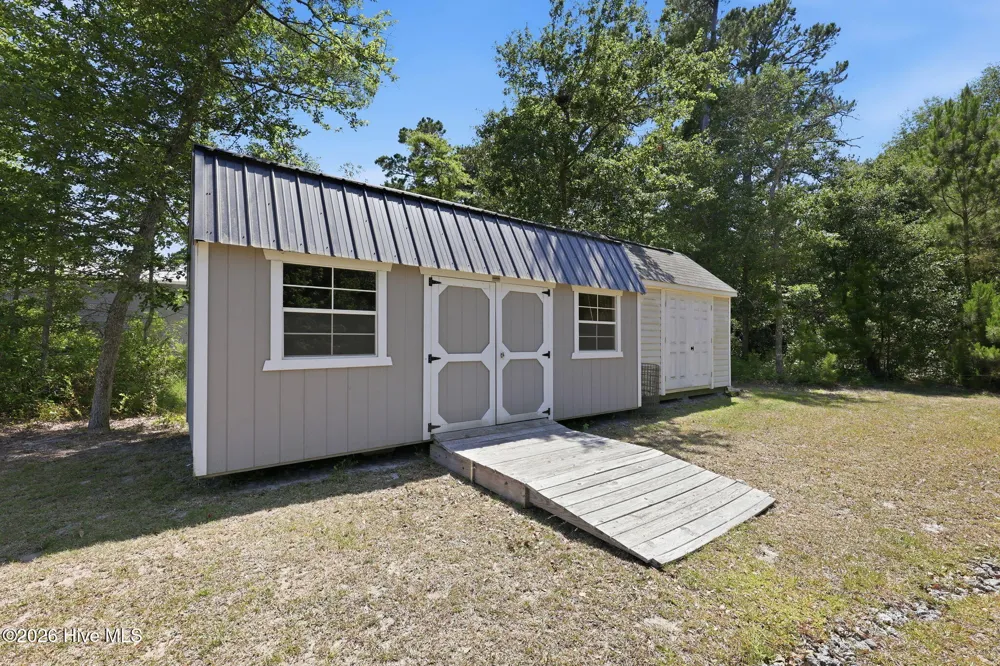 416 Ocean Spray Drive Cedar Point, NC 28584