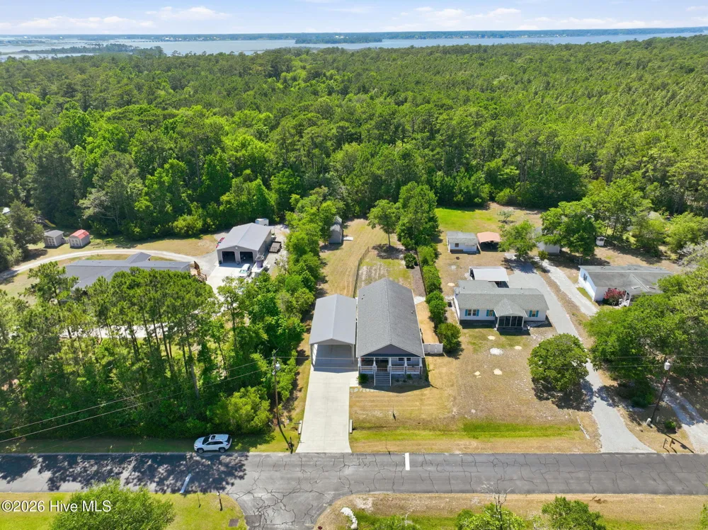 416 Ocean Spray Drive Cedar Point, NC 28584