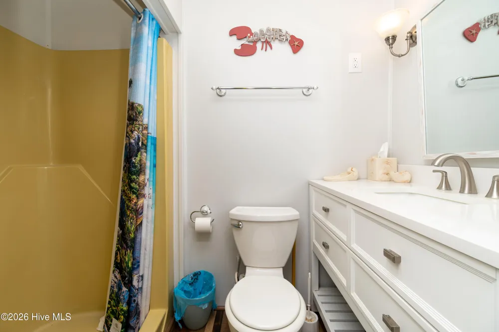 82 Cypress Shores Road W Roper, NC 27970