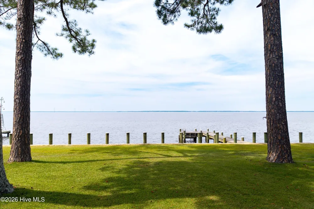 82 Cypress Shores Road W Roper, NC 27970