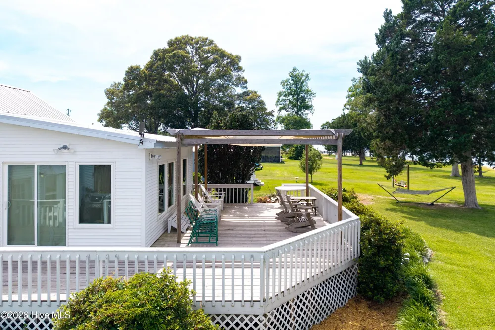 82 Cypress Shores Road W Roper, NC 27970