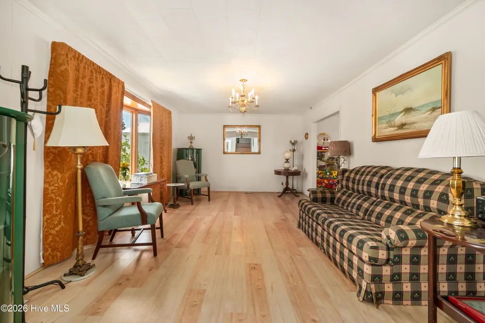 82 Cypress Shores Road W Roper, NC 27970
