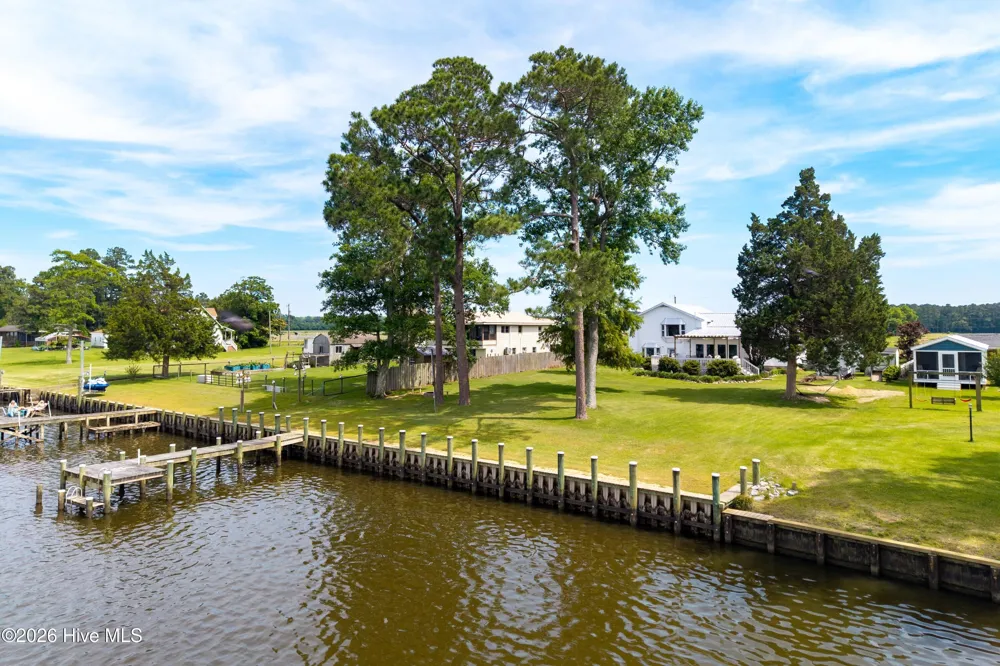 82 Cypress Shores Road W Roper, NC 27970