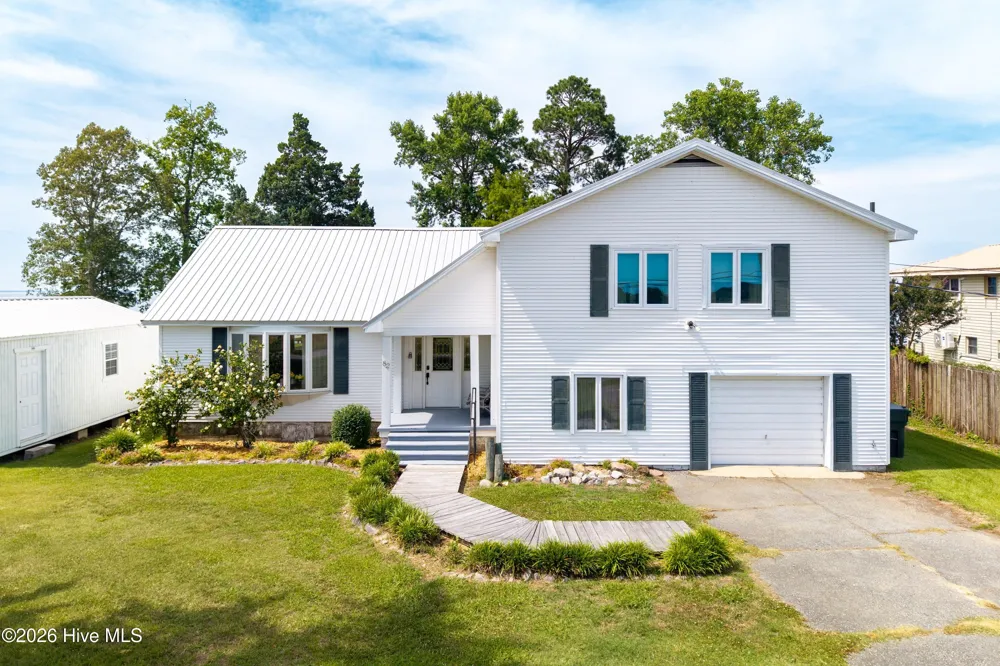 82 Cypress Shores Road W Roper, NC 27970