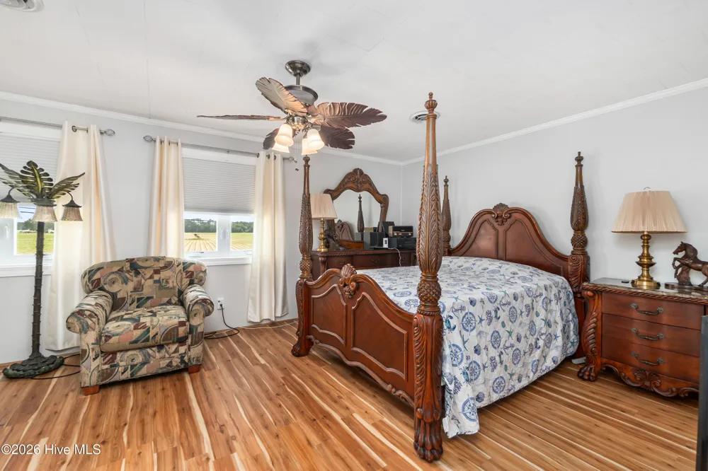 82 Cypress Shores Road W Roper, NC 27970