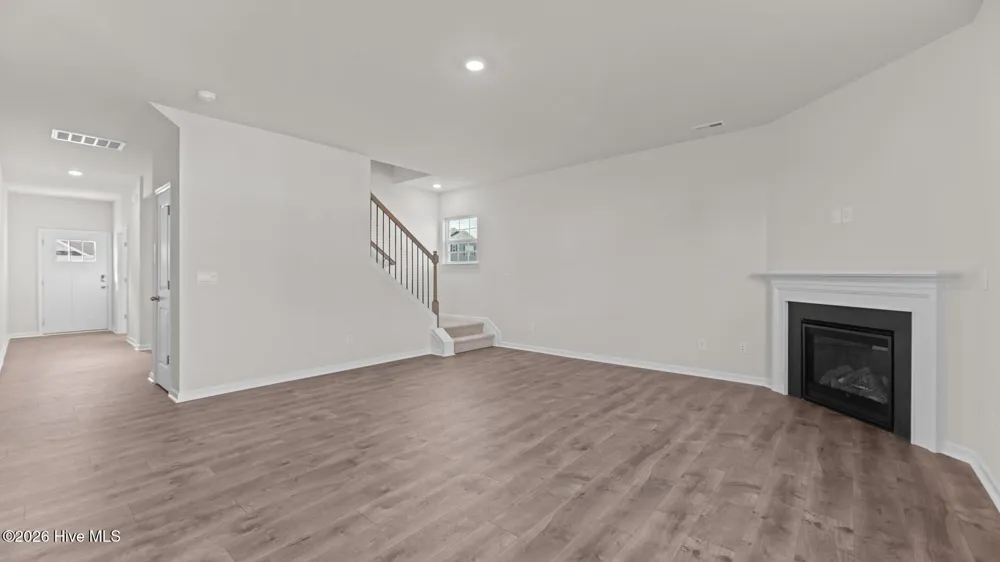 1100 Aviator Lane Ayden, NC 28513