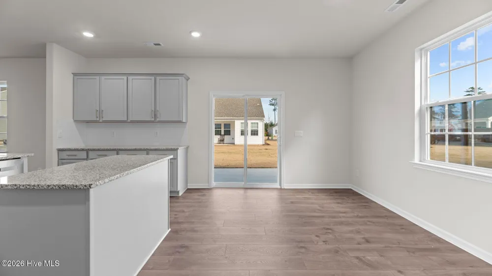 1100 Aviator Lane Ayden, NC 28513