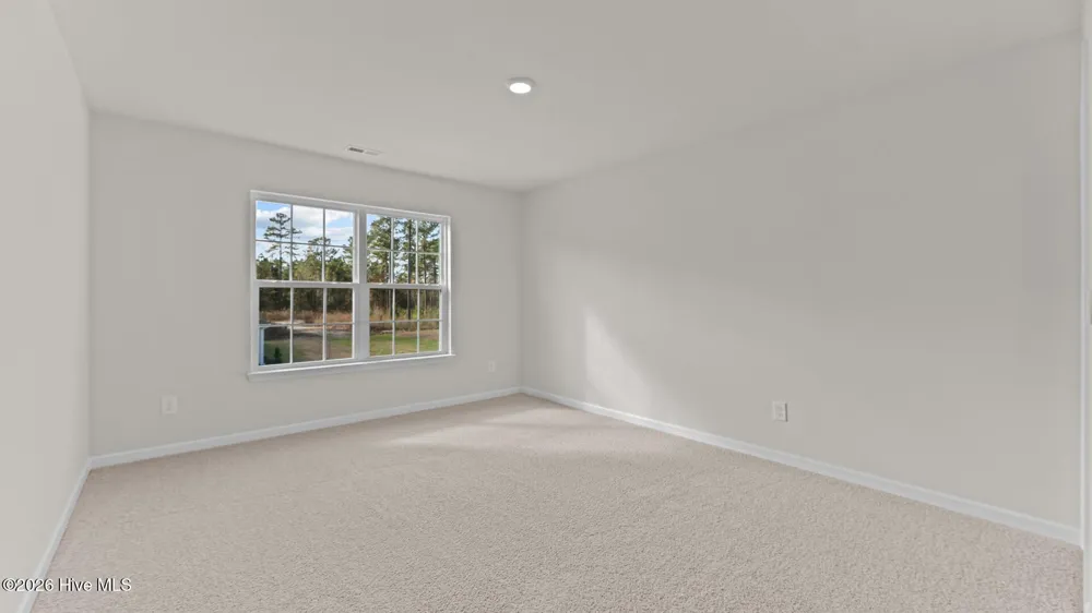 1100 Aviator Lane Ayden, NC 28513