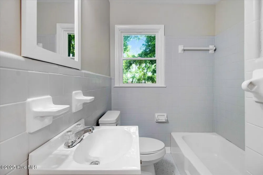 412 E 18th Street Scotland Neck, NC 27874