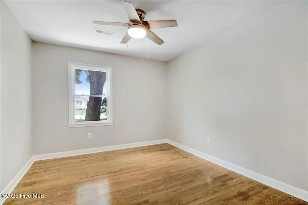 412 E 18th Street Scotland Neck, NC 27874