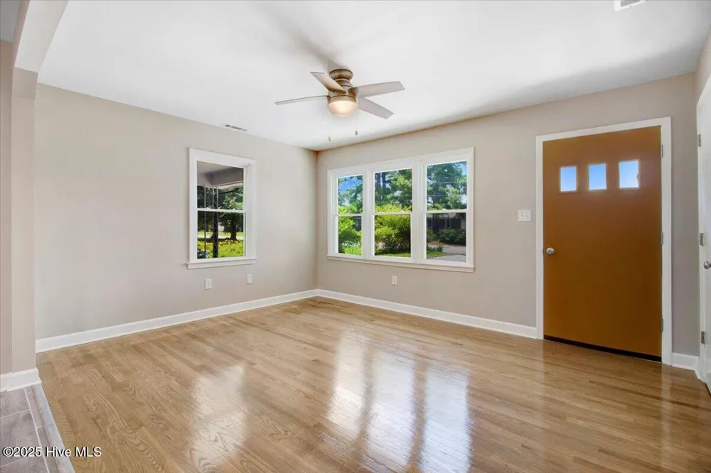 412 E 18th Street Scotland Neck, NC 27874
