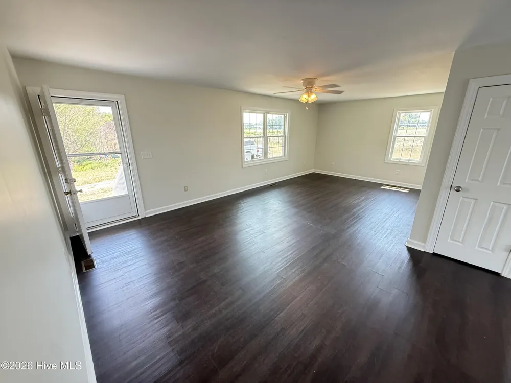 157 Alphin Lane Warsaw, NC 28398