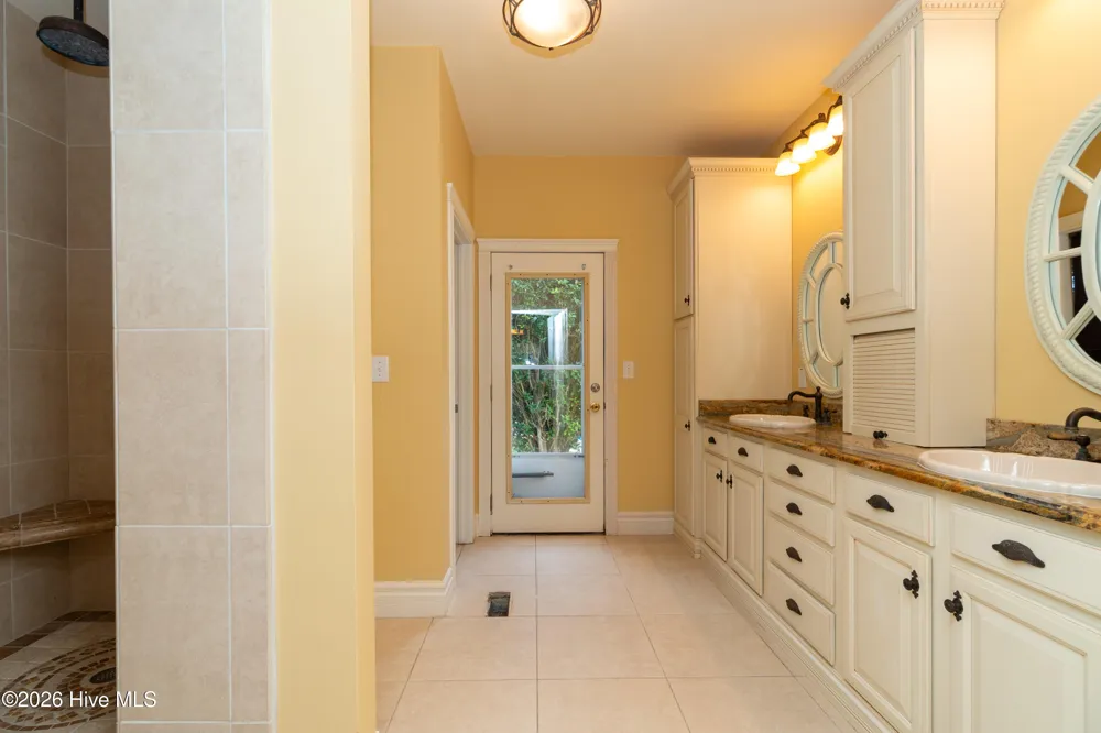 163 Mariners Way Moyock, NC 27958