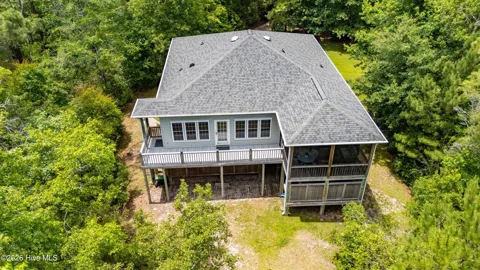 639 Plantation Parkway