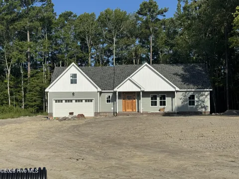 418 Neck Road