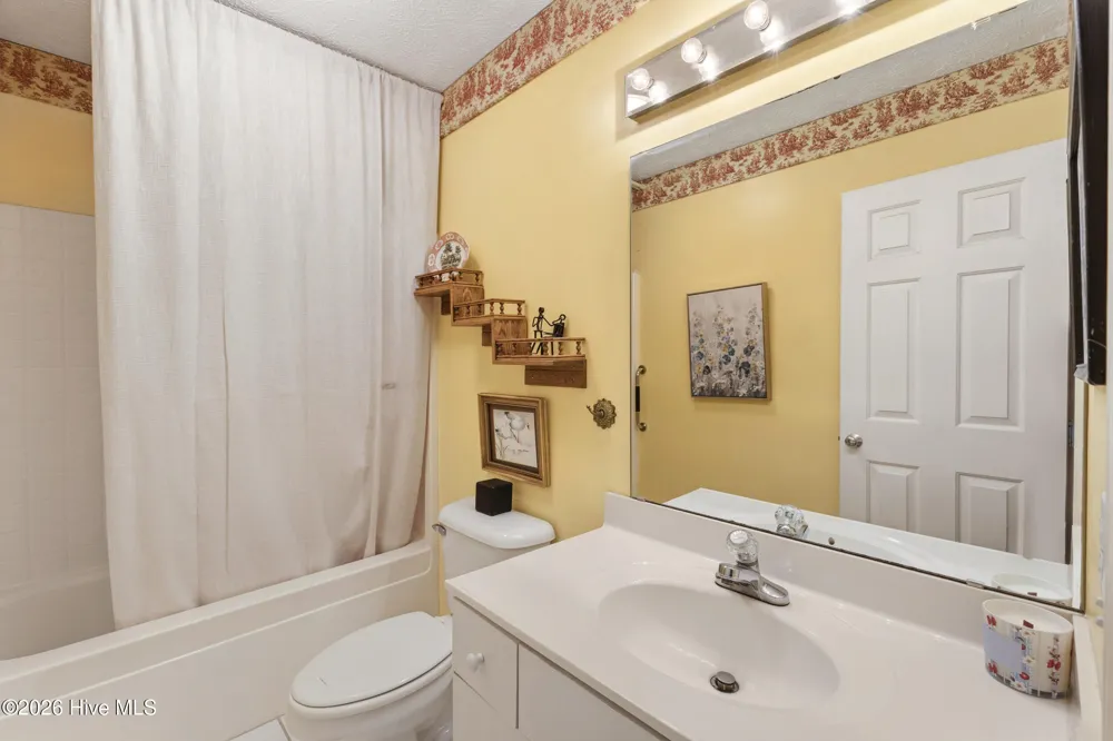 140 Pintail Lane Rocky Point, NC 28457