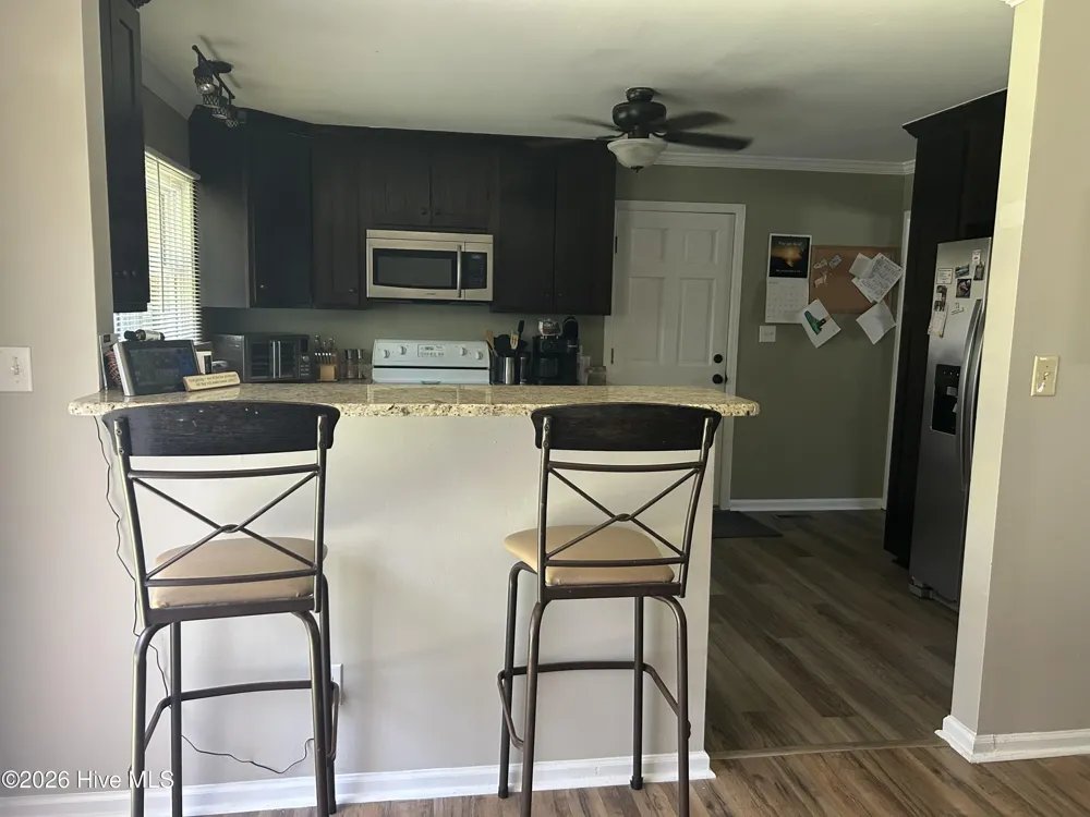 197 Hillcrest Drive Elizabethtown, NC 28337