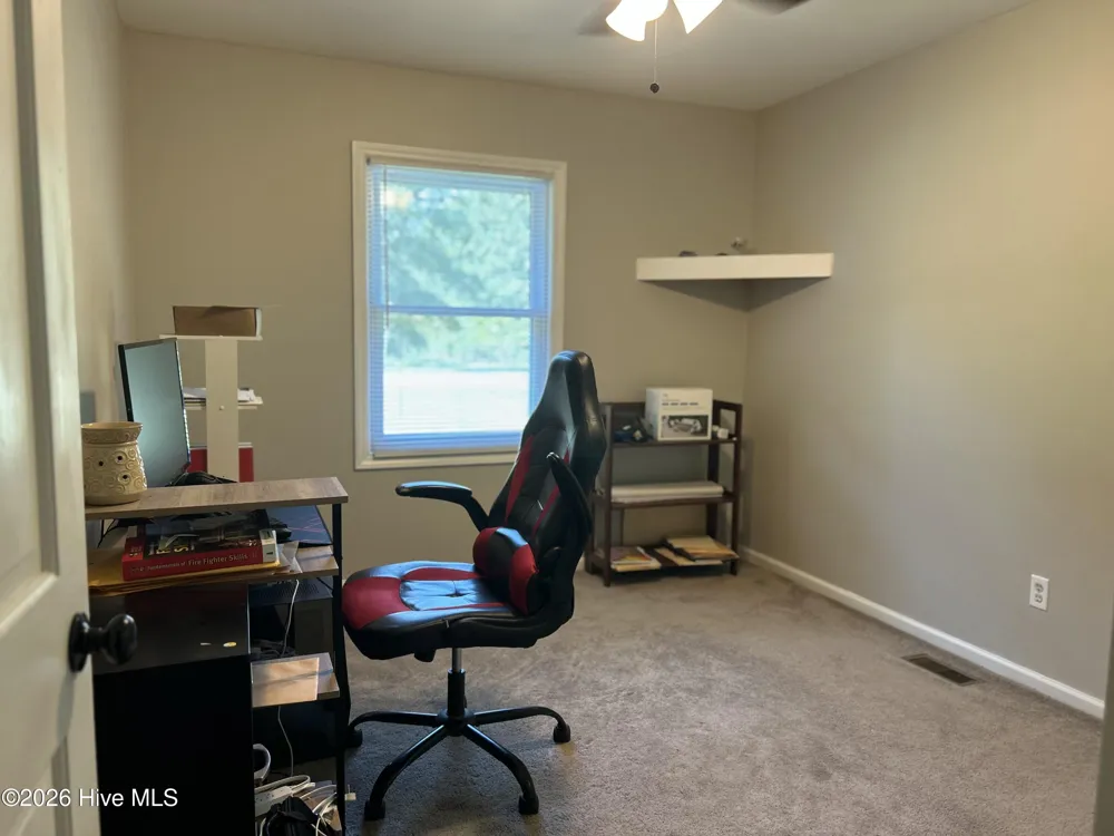 197 Hillcrest Drive Elizabethtown, NC 28337