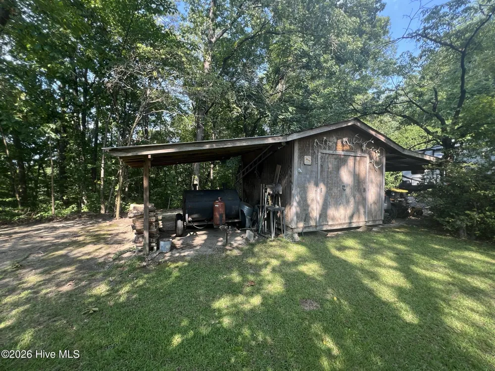 197 Hillcrest Drive Elizabethtown, NC 28337