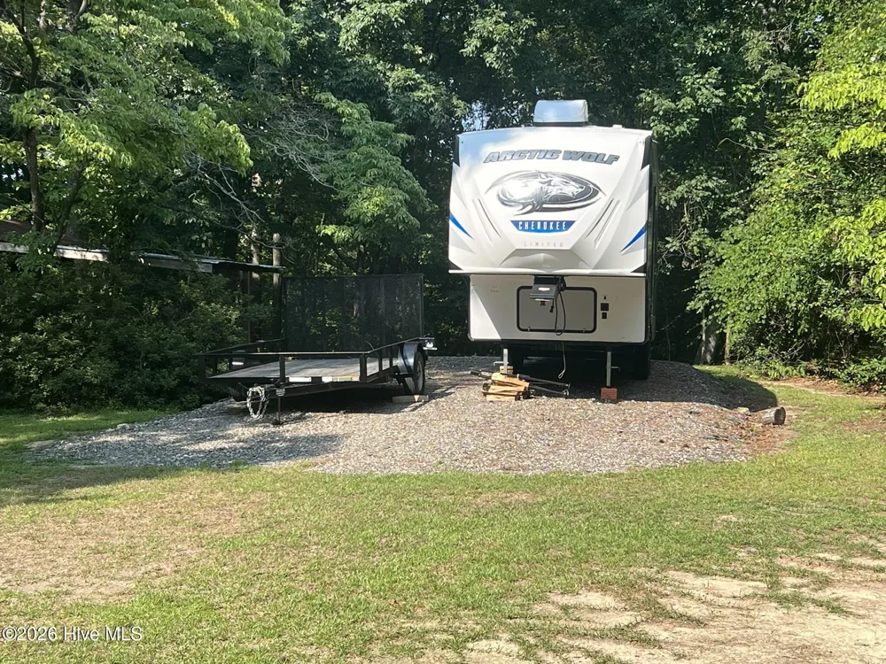 197 Hillcrest Drive Elizabethtown, NC 28337
