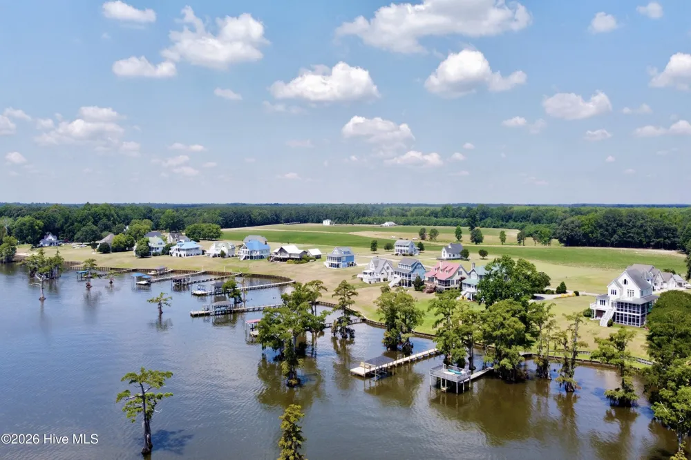 462 Batchelor Bay Drive Windsor, NC 27983