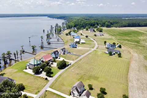 460 Batchelor Bay Drive