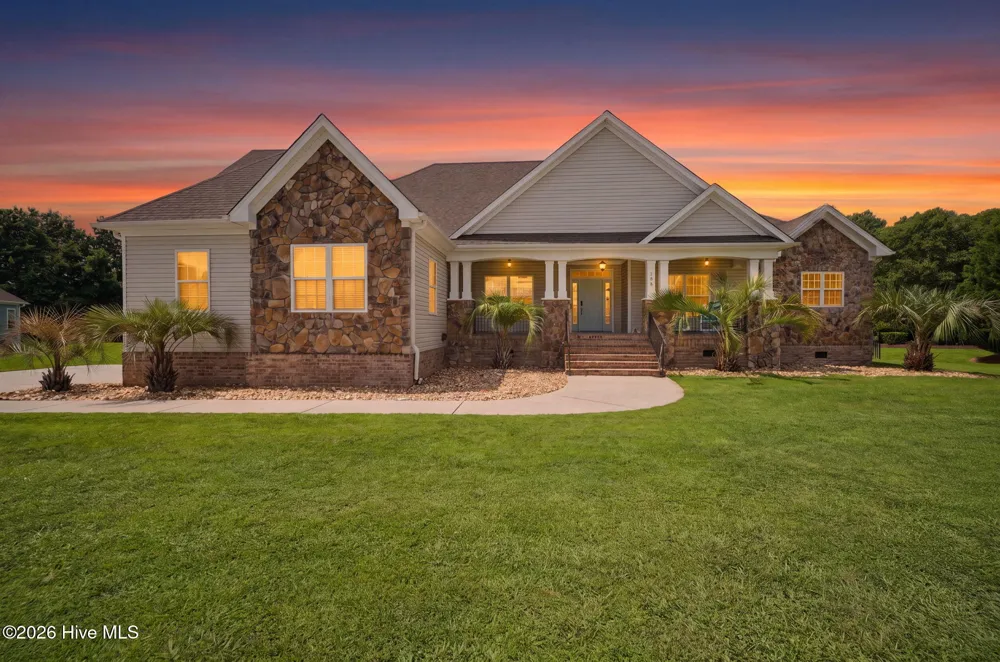 106 Gregg Court Moyock, NC 27958