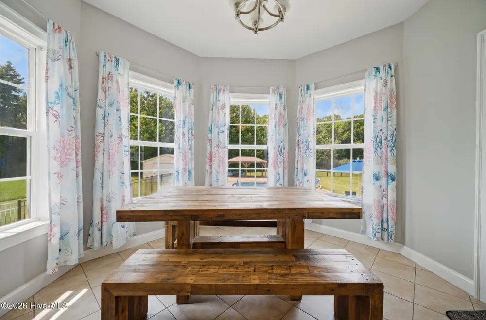 106 Gregg Court Moyock, NC 27958