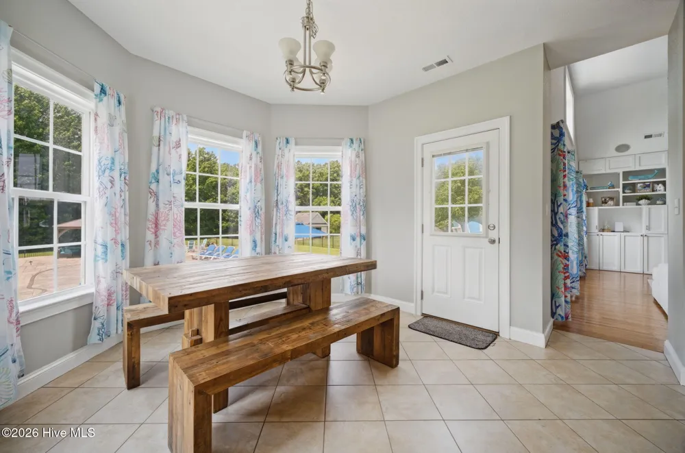 106 Gregg Court Moyock, NC 27958