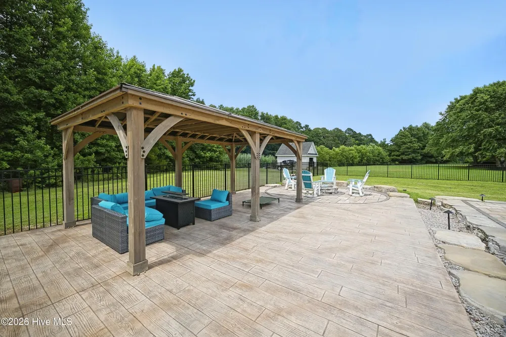 106 Gregg Court Moyock, NC 27958