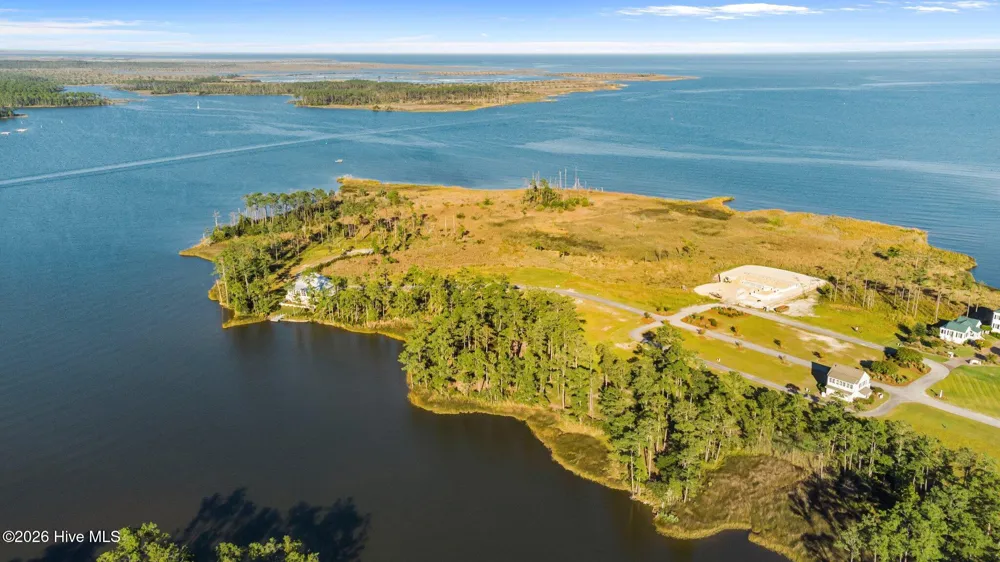 363 Ballast Point Oriental, NC 28571
