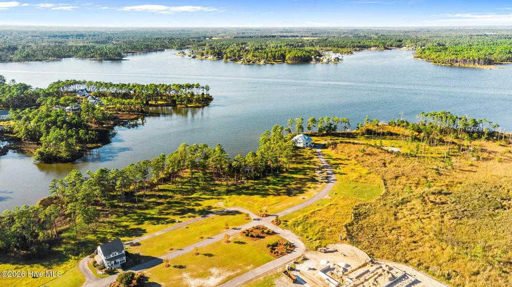 363 Ballast Point Oriental, NC 28571