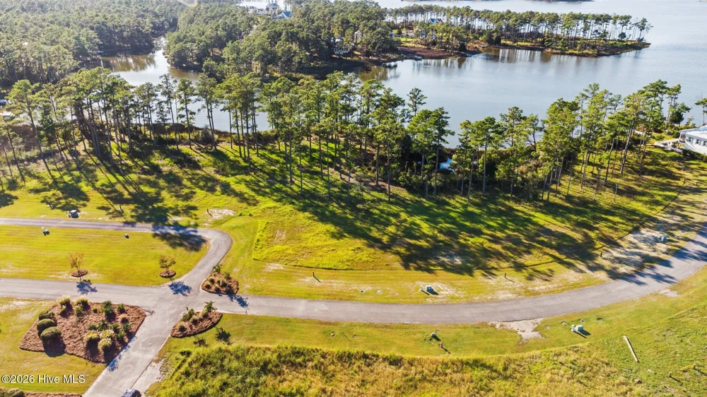 363 Ballast Point Oriental, NC 28571