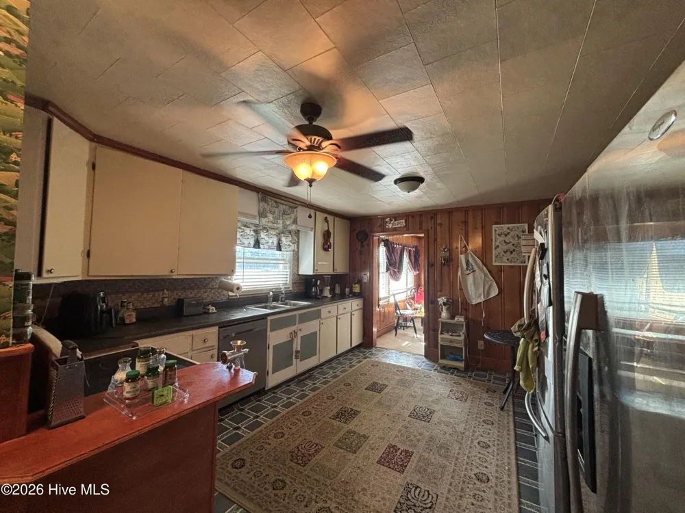4086 Collins Drive Lumberton, NC 28358