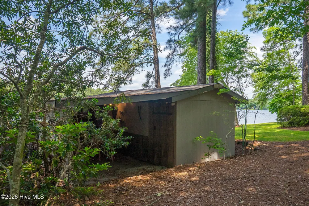1049 Edisto Lake Road Wagener, SC 29164