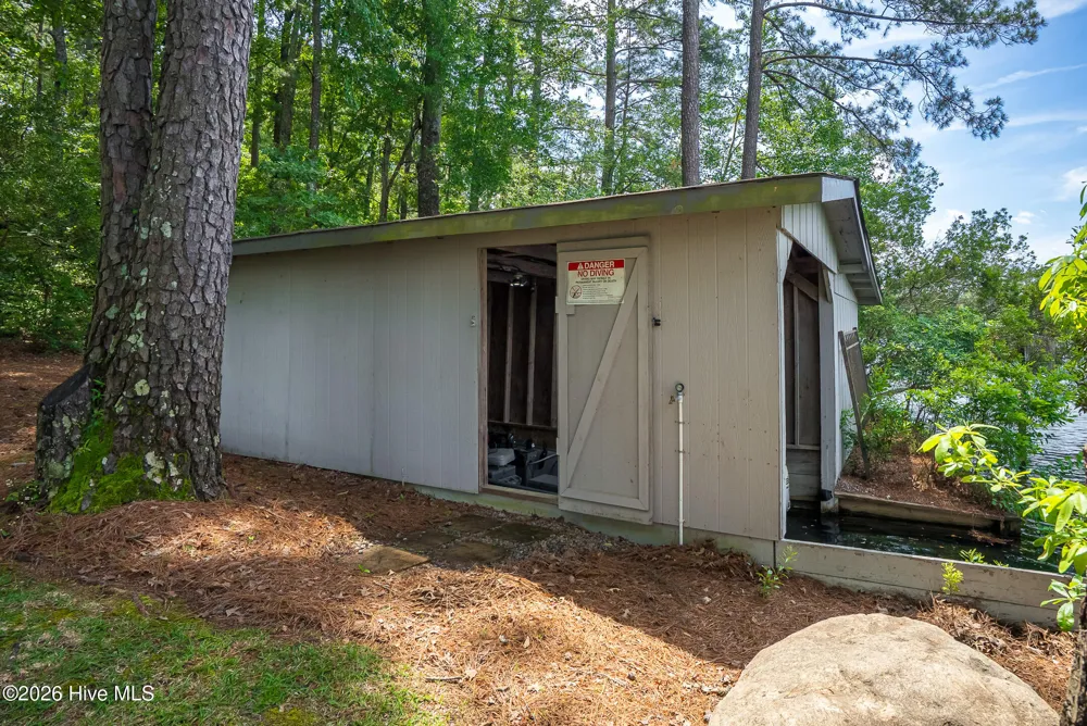 1049 Edisto Lake Road Wagener, SC 29164