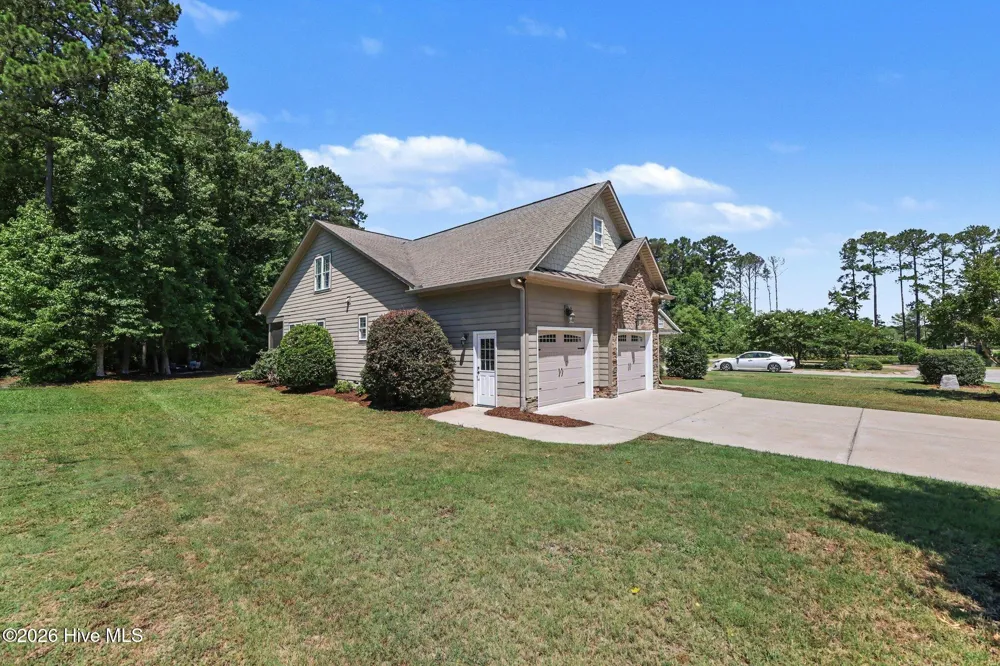 143 Fawnbrook Drive Four Oaks, NC 27524