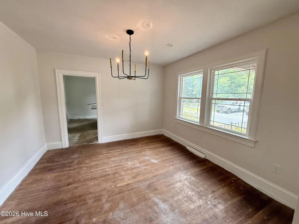301 W Harper Street Snow Hill, NC 28580
